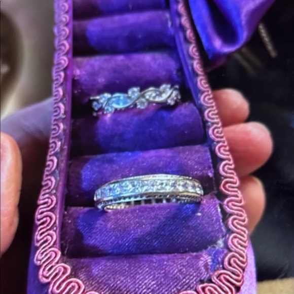 Twisted Silver Women's Ring Set - Picture 4 of 7